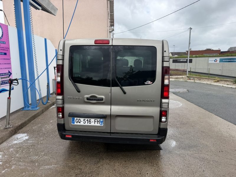 RENAULT TRAFIC L2 1.6 DCI 125CH ENERGY LIFE 9 PLACES 2017