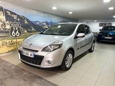 RENAULT CLIO 1.5 DCi 