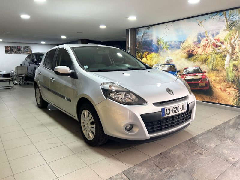 RENAULT CLIO 1.5 DCi 