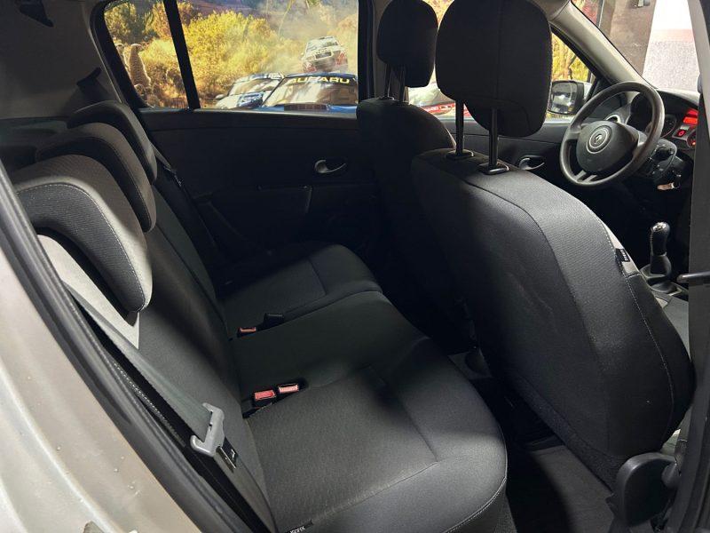 RENAULT CLIO 1.5 DCi 