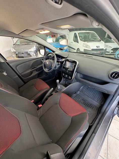 RENAULT  CLIO 1.2 LEV 75CV Expression - Garantie 1 an ou 15.000km 