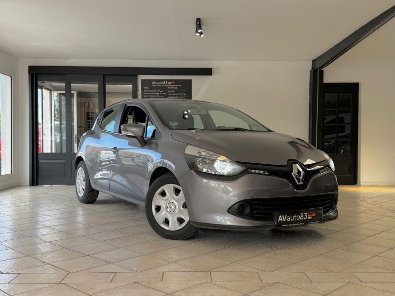 RENAULT  CLIO 1.2 LEV 75CV Expression - Garantie 1 an ou 15.000km 