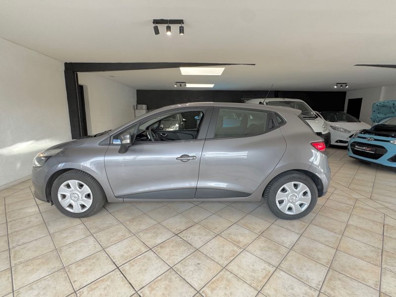 RENAULT  CLIO 1.2 LEV 75CV Expression - Garantie 1 an ou 15.000km 