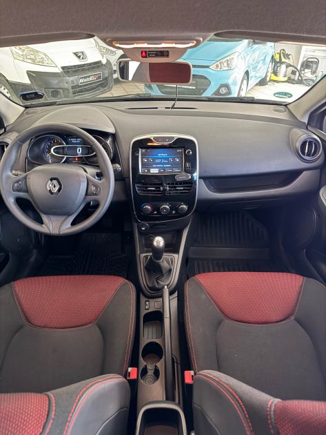 RENAULT  CLIO 1.2 LEV 75CV Expression - Garantie 1 an ou 15.000km 