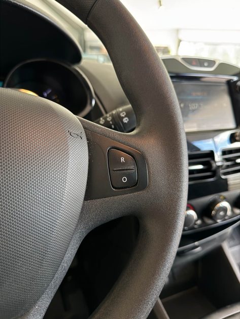 RENAULT  CLIO 1.2 LEV 75CV Expression - Garantie 1 an ou 15.000km 