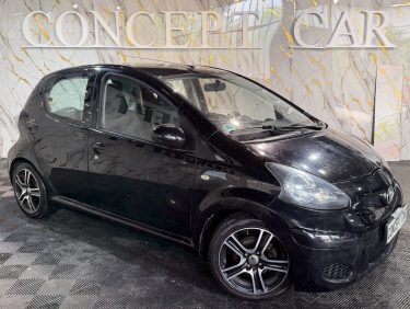 TOYOTA AYGO 1.0 COOL 2010 - 66 308Kms - Premier Main - Parfait Etat - Distrib ok - Suivit TOYOTA