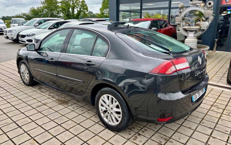 RENAULT LAGUNA 3 1.5 DCI 110CH ECO2 BUSINESS 2014