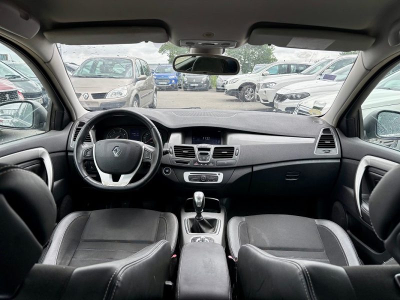 RENAULT LAGUNA 3 1.5 DCI 110CH ECO2 BUSINESS 2014