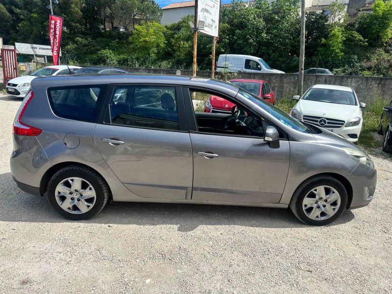 RENAULT SCENICIII GRAND 1.5 DCI 110 EXPRESSION 7P 2011