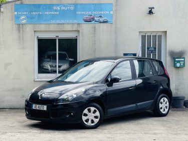RENAULT SCENICIII 1.5 DCI 105 AUTHENTIQUE 2010