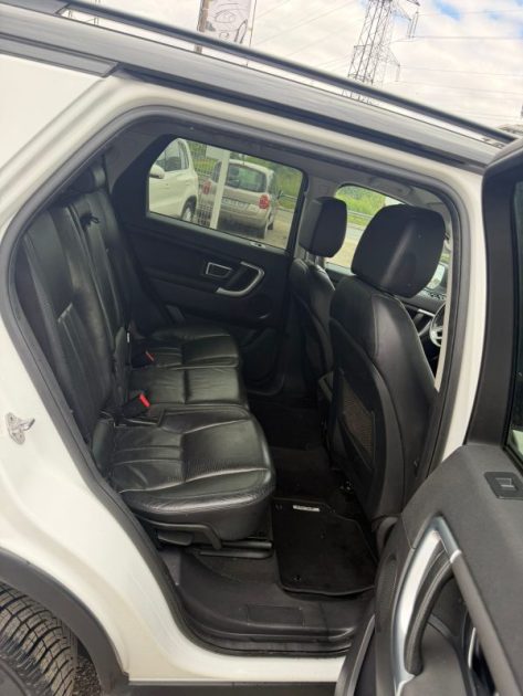 LAND ROVER Discovery  Sport 2.0 TD4 16V 4x4  150 cv en super état 