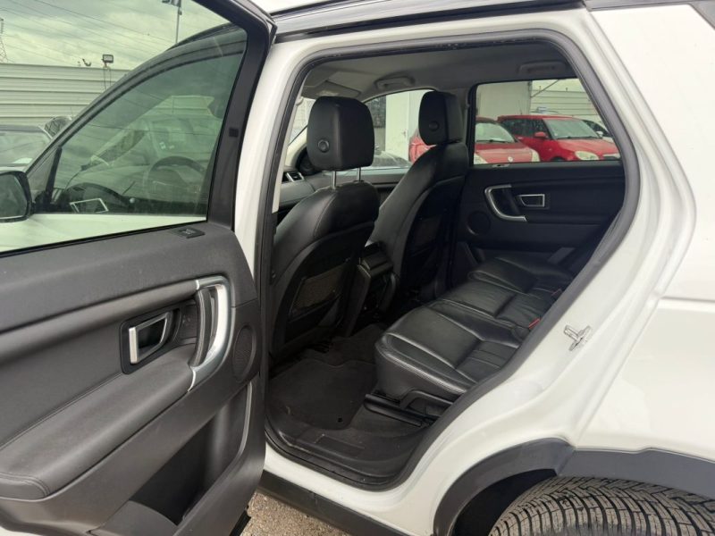 LAND ROVER Discovery  Sport 2.0 TD4 16V 4x4  150 cv en super état 