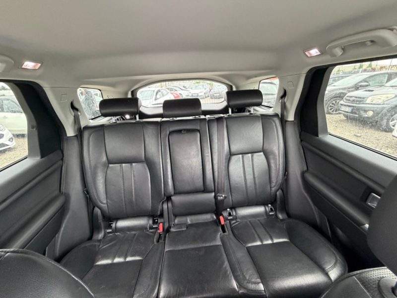 LAND ROVER Discovery  Sport 2.0 TD4 16V 4x4  150 cv en super état 