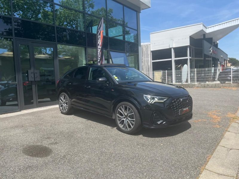 AUDI Q3 Sportback S Line 40 TDI 200 ch Quattro S Tronic 7 / Full Black / Toit Ouvrant