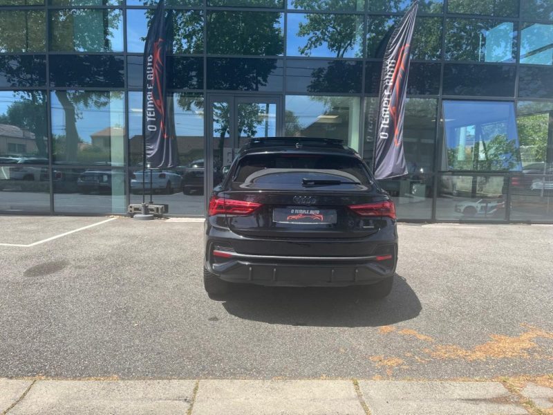 AUDI Q3 Sportback S Line 40 TDI 200 ch Quattro S Tronic 7 / Full Black / Toit Ouvrant