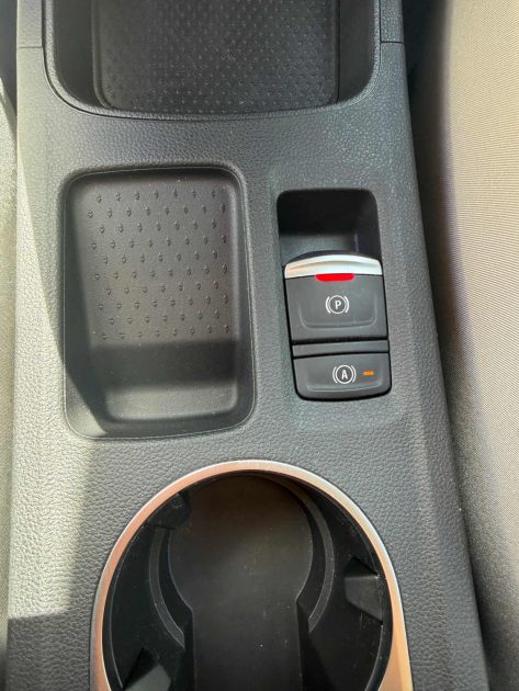 RENAULT CAPTUR 1.6 E-TECH HYBRIDE 160 PLUG IN EDC - INITIALE - PREMIERE MAIN 