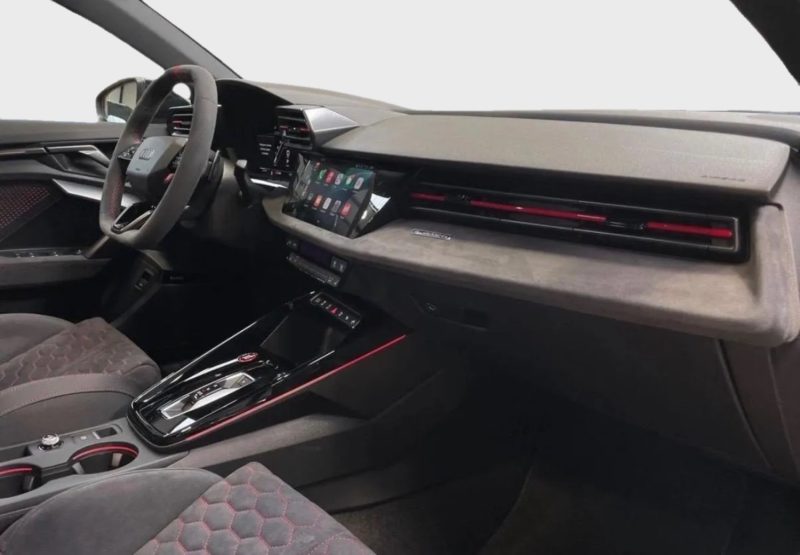 AUDI RS3 SPORTBACK 2025