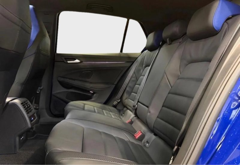VOLKSWAGEN GOLF 8R 4MOTION DSG 2024