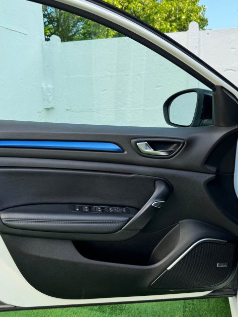 RENAULT MEGANE IV 1.6 TCE 205 GT EDC/4CONTROL/BLANC NACRE/BOSE/GARANTIE 12 MOIS/ORIGINE FRANCE 2018
