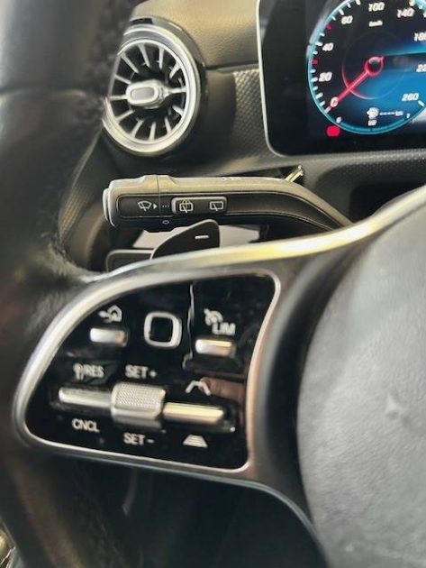 MERCEDES BENZ A 220 190CH PROGRESSIVE LINE 7G-DCT 2019