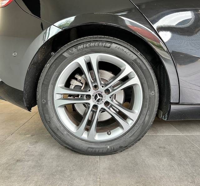 MERCEDES BENZ A 220 190CH PROGRESSIVE LINE 7G-DCT 2019