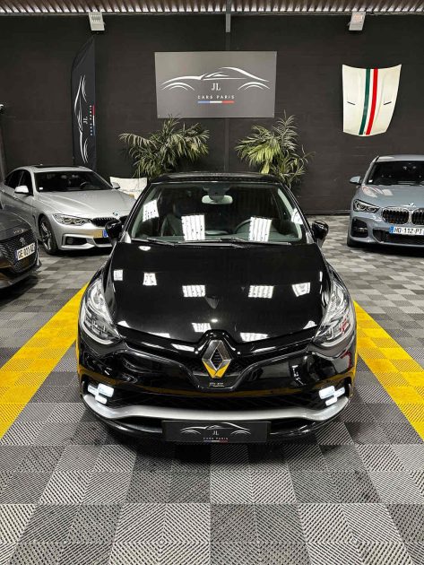 MAGNIFIQUE RENAULT CLIO 4 RS TROPHY 220 CH (ENTRETIEN RENAULT, SONO BOSE, AKRAPOVIC) 
