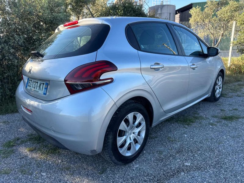 PEUGEOT 208 I 1.2 VTI 70 Cv LIKE