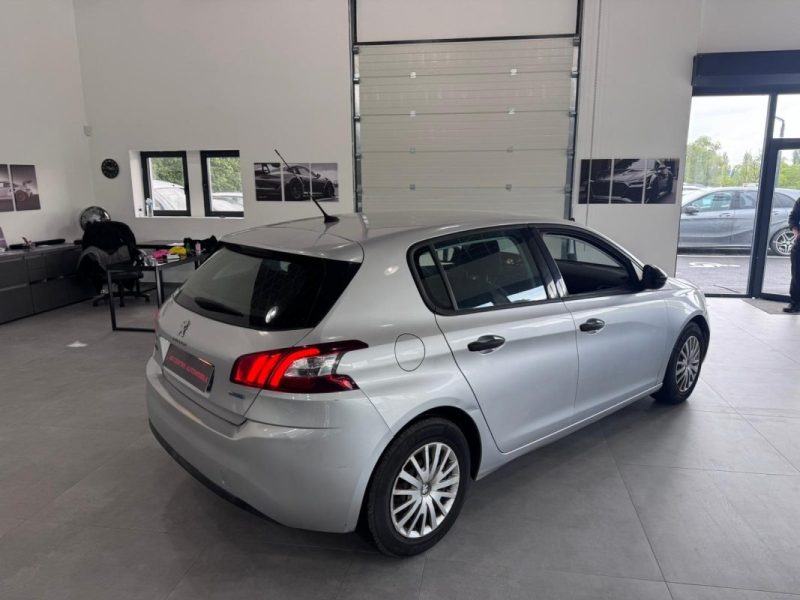 PEUGEOT 308 1.6 BLUEHDI 120cv / 1 ERE MAIN / 5 PLACES