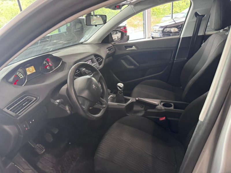 PEUGEOT 308 1.6 BLUEHDI 120cv / 1 ERE MAIN / 5 PLACES