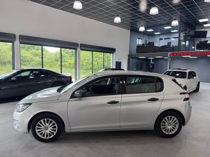 PEUGEOT 308 1.6 BLUEHDI 120cv / 1 ERE MAIN / 5 PLACES