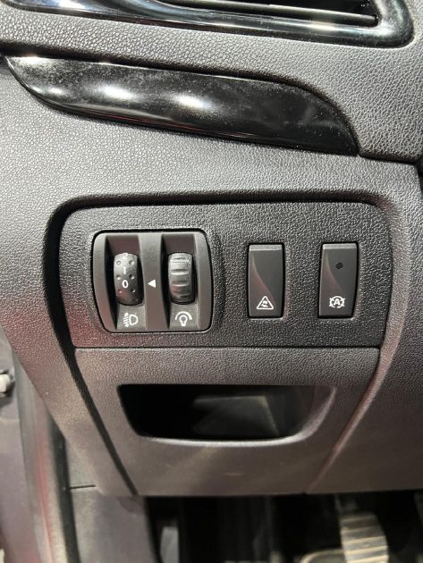 RENAULT SCENIC III (3) 1.6 DCI 130 BOSE, Boule Attelage, Regulateur, Caméra de Recul, Garantie 