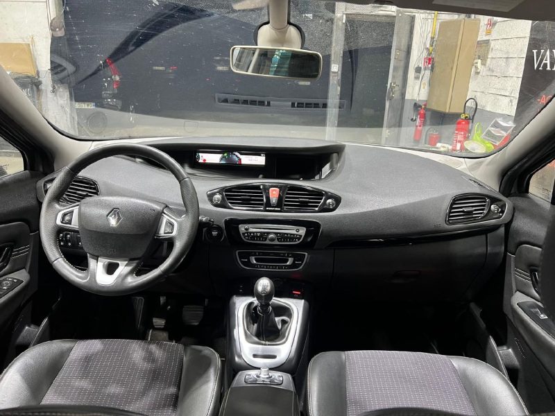 RENAULT SCENIC III (3) 1.6 DCI 130 BOSE, Boule Attelage, Regulateur, Caméra de Recul, Garantie 