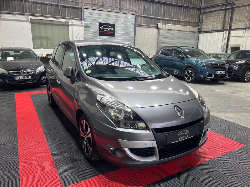 RENAULT SCENIC III (3) 1.6 DCI 130 BOSE, Boule Attelage, Regulateur, Caméra de Recul, Garantie 