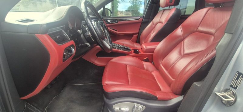 PORSCHE Macan 3.0 V6 340 ch S Boîte PDK 7 rapports / Covering Noir Mat / Toit Ouvrant