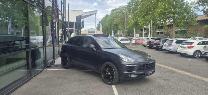 PORSCHE Macan 3.0 V6 340 ch S Boîte PDK 7 rapports / Covering Noir Mat / Toit Ouvrant
