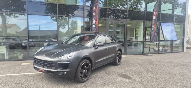 PORSCHE Macan 3.0 V6 340 ch S Boîte PDK 7 rapports / Covering Noir Mat / Toit Ouvrant