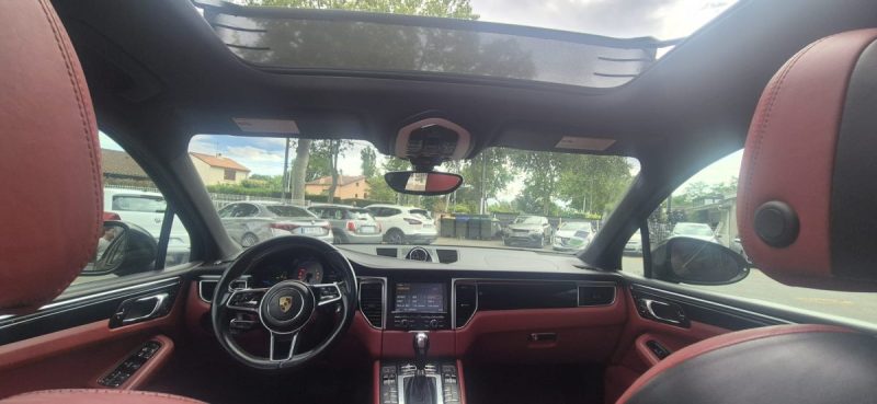PORSCHE Macan 3.0 V6 340 ch S Boîte PDK 7 rapports / Covering Noir Mat / Toit Ouvrant