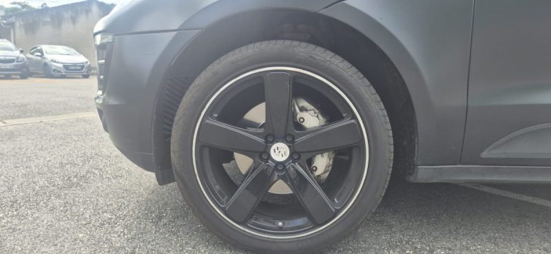 PORSCHE Macan 3.0 V6 340 ch S Boîte PDK 7 rapports / Covering Noir Mat / Toit Ouvrant