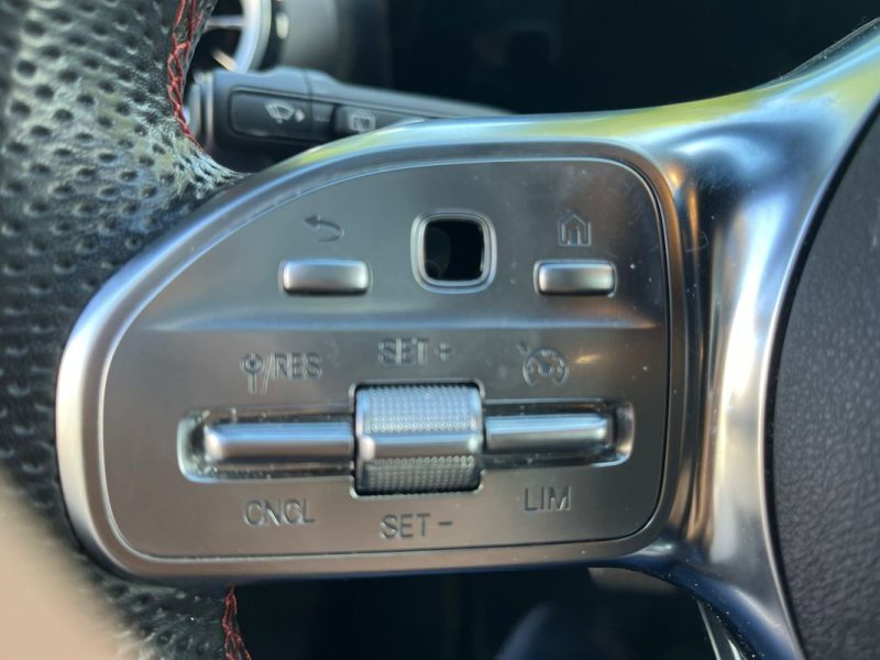 MERCEDES-BENZ Classe A Progressive Line 218 ch Hatchback 250e PHEV Caméra 360 / Sièges chauffants