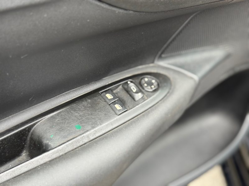 Citroën C4 1.4 VTi 95 Attraction - Clim - Régulateur - Révisée & Garantie 6 mois