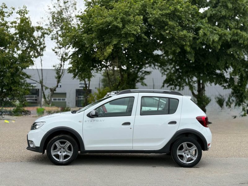 Dacia Sandero II Stepway TCe 90ch GT – GPS – Boîte auto – Révisée & garantie 6 mois