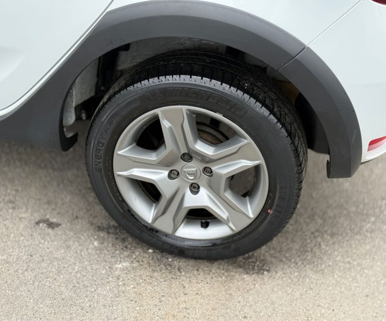 Dacia Sandero II Stepway TCe 90ch GT – GPS – Boîte auto – Révisée & garantie 6 mois