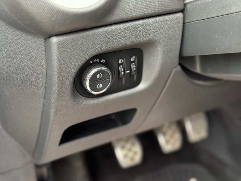 Opel Corsa D 1.4 Turbo 120 ch Start/Stop Color Edition  – CarPlay – GPS – Révisée & garantie 6 mois