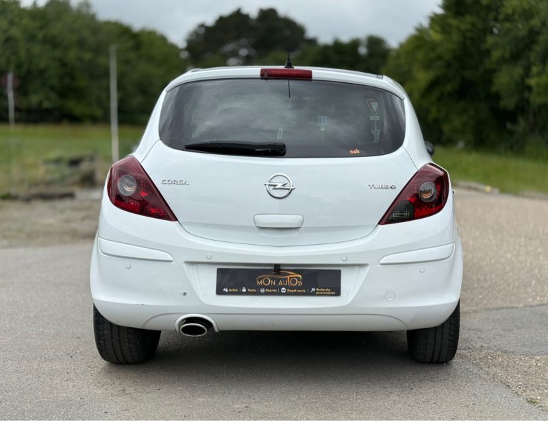 Opel Corsa D 1.4l 120 ch Color Edition  – CarPlay – GPS – Révisée & garantie 6 mois