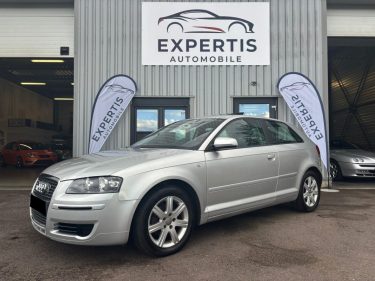 AUDI A3 ATTRACTION 1.6i 102CV 