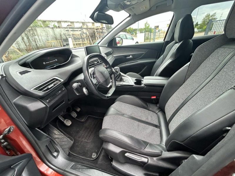 PEUGEOT 3008 ALLURE BlueHDI 130CV BVM6