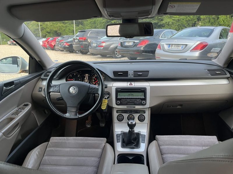 VOLKSWAGEN PASSAT 2.0 TDI 110 CV BERLINE CARAT (B6)