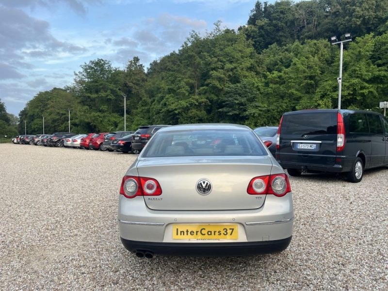 VOLKSWAGEN PASSAT 2.0 TDI 110 CV BERLINE CARAT (B6)