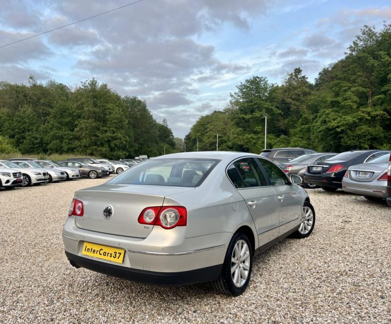 VOLKSWAGEN PASSAT 2.0 TDI 110 CV BERLINE CARAT (B6)
