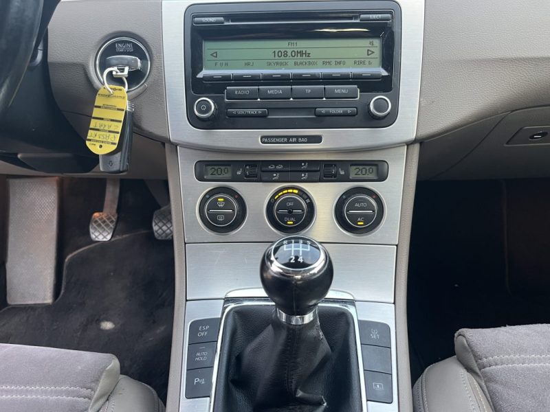 VOLKSWAGEN PASSAT 2.0 TDI 110 CV BERLINE CARAT (B6)